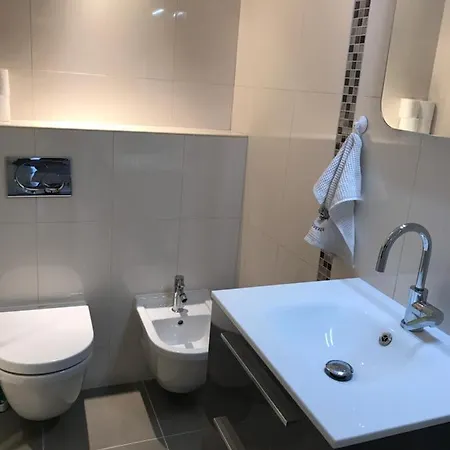 Appartamento Studio Bord De Mer Cagnes-sur-Mer